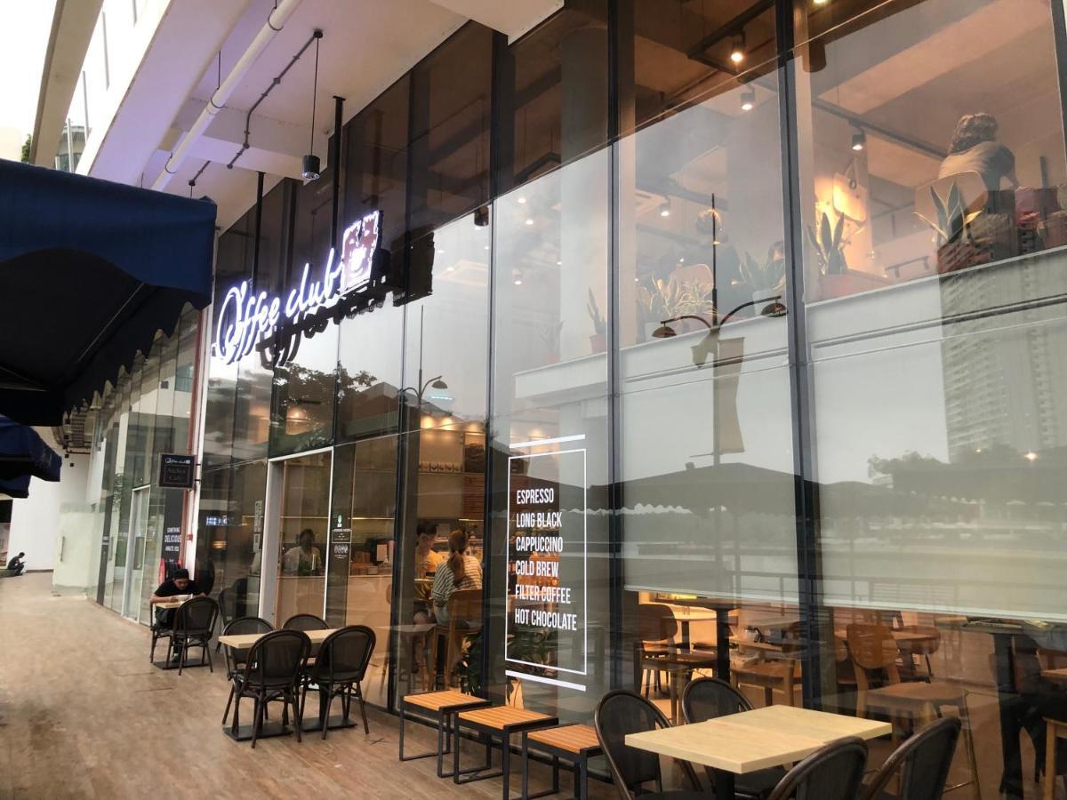 Teega Residence @ Cosy Seafront Living 누사자야 외부 사진