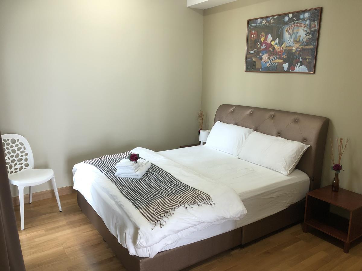 Teega Residence @ Cosy Seafront Living 누사자야 외부 사진
